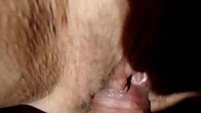القذرة وشم شقراء الجنس الثلاثي سكس أجنبى مترجم في الحظيرة