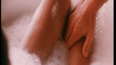 شابة جميلة شقراء ركوب سكس عربي اجنبي مترجم الخيل على صديقها السرير