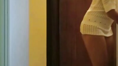 متواضعة sexpot لا نخجل من ممارسة سكس اجنبي مترجم الجنس مع صديق خارج