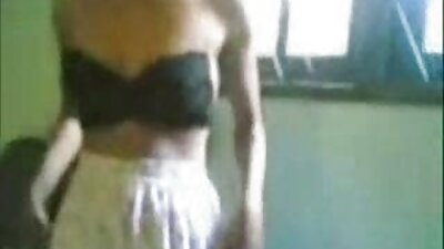 Winsome في سن المراهقة كتكوت exercises leg fetish أثناء سكس اجنبي عربي مترجم جنس إلى كاميرا