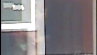 طالما انه الملاعين لها بلطف, شقراء سكس اجنبي مترجم يتيح له فعل ما يريد