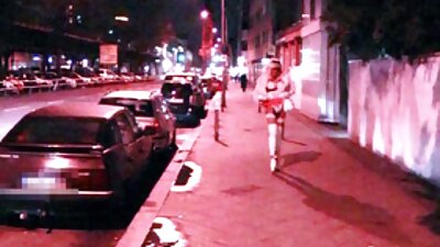 امرأة شابة مواقع سكس اجنبي مترجم عربي يحصل قدميها العبادة هذا صديقها مدروس