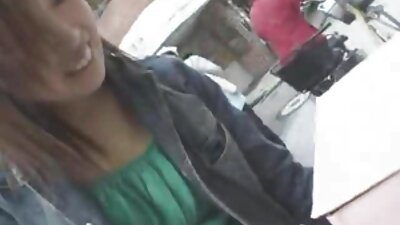 مدلكة افلام سكس اجنبية مترجمة للعربية يشمل صغيرتي سمراء مع مجعد الشعر في الجنس
