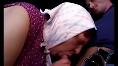 متعرج عيد ميلاد فتاة يأخذ السائل المنوي من تعليق سكس اجنبية مترجم متجرد