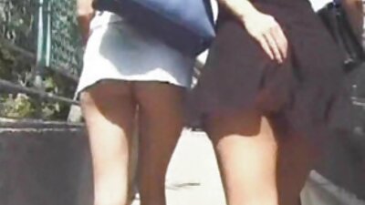 الجامح جنس اجنبي مترجم الفحل يحصل المتعة من الجحيم مع خادمة في سن المراهقة في كعب